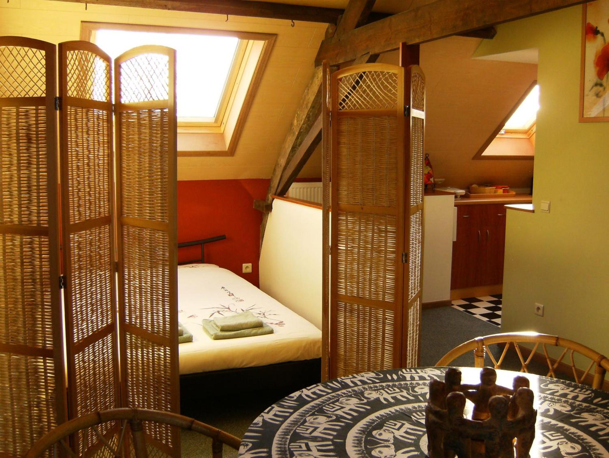 B&B Het Rommelwater Гент Екстериор снимка